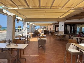 Shaka Beach Bar